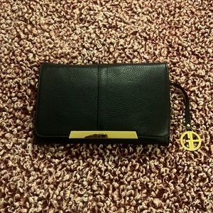 Giani Bernini navy clutch